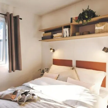 Mobil-home Prestige Avec Terrasse - 4 Personnes, 2 - Api-1-52-486 Parque de Campismo